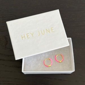 Hey June Baby Pink Huggies